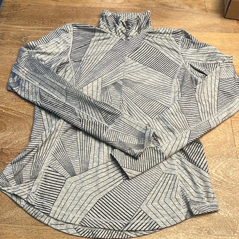Brooks Geometric 1/2 Zip